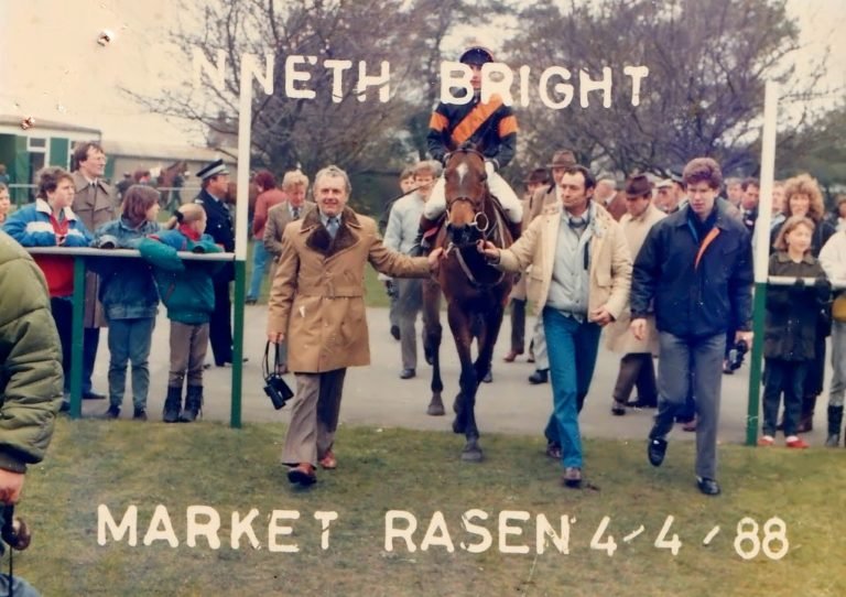 Easter Handicap Chase