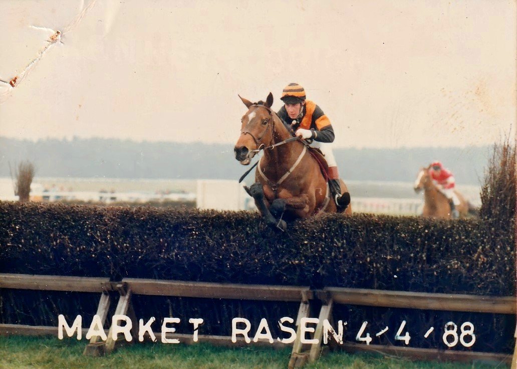 Easter Handicap Chase