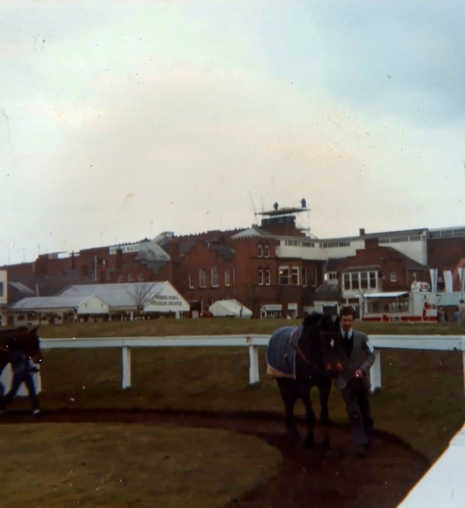 28/3/85 Liverpool Whitbread Pale Ale Handicap Hurdle Lawnswood Miss